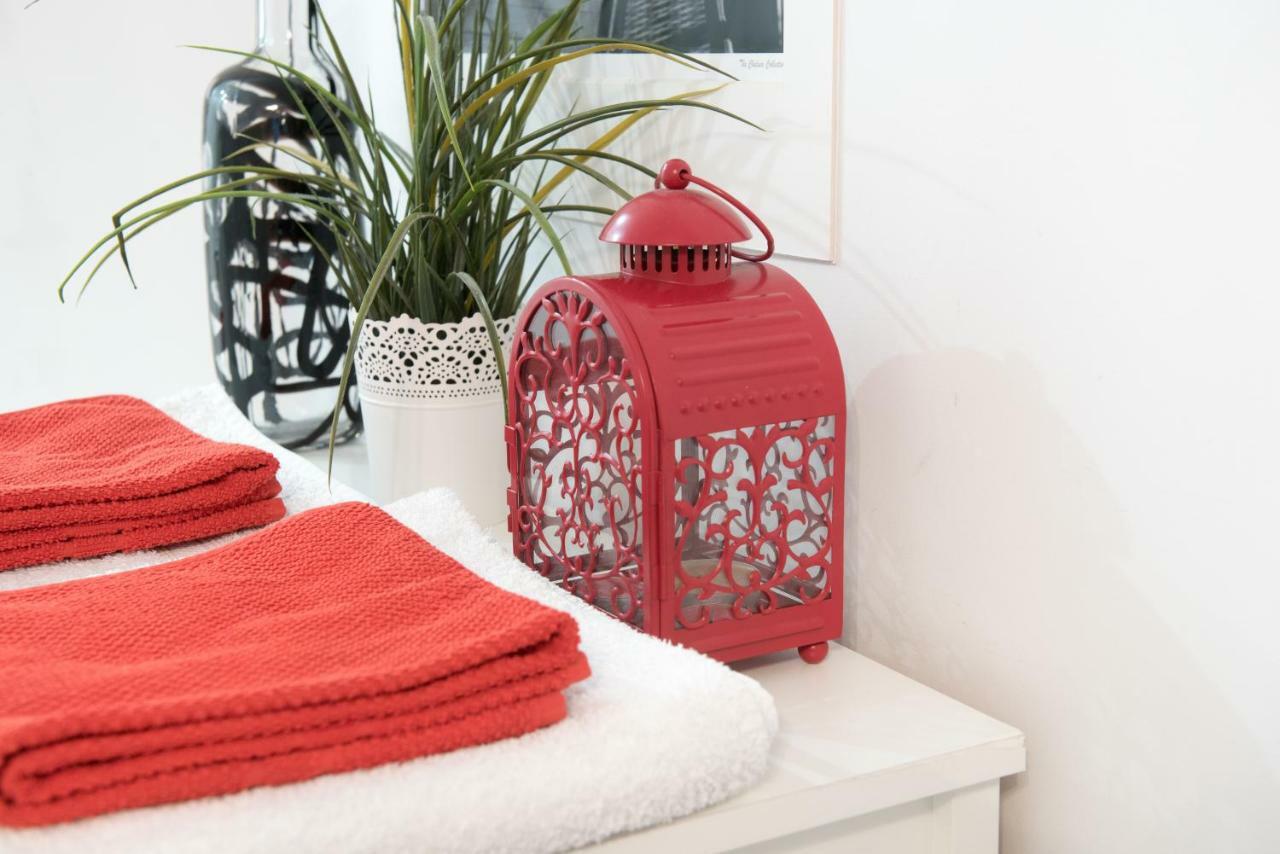The White Apartment وارسو المظهر الخارجي الصورة